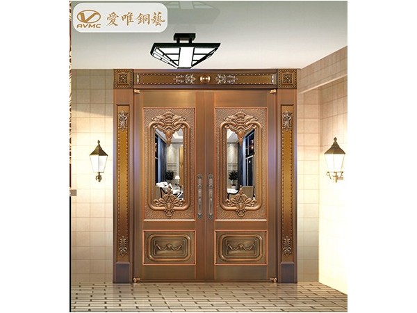 別墅入戶門太沒(méi)品？那是您還差一樘愛(ài)唯銅門