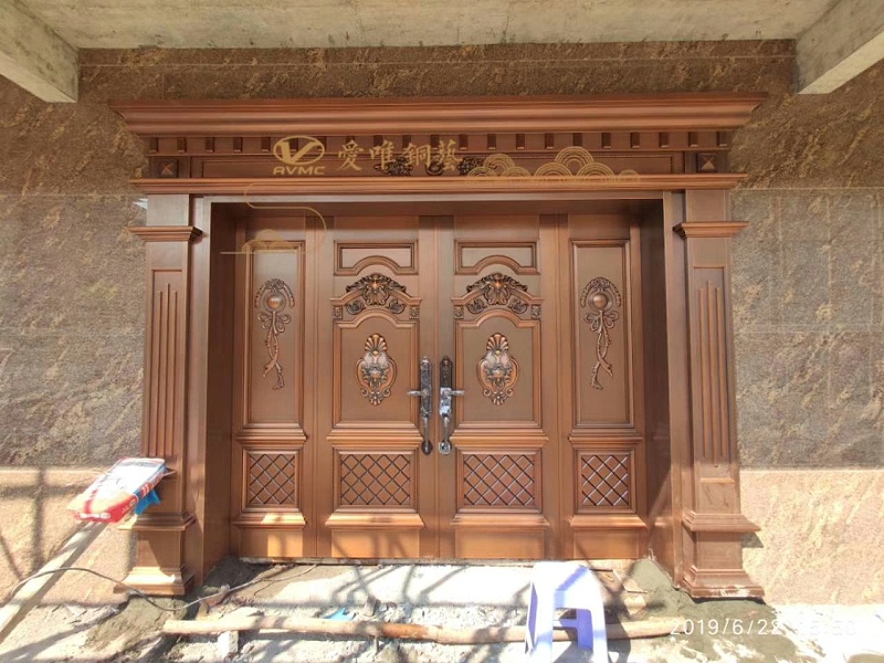愛(ài)唯銅門
