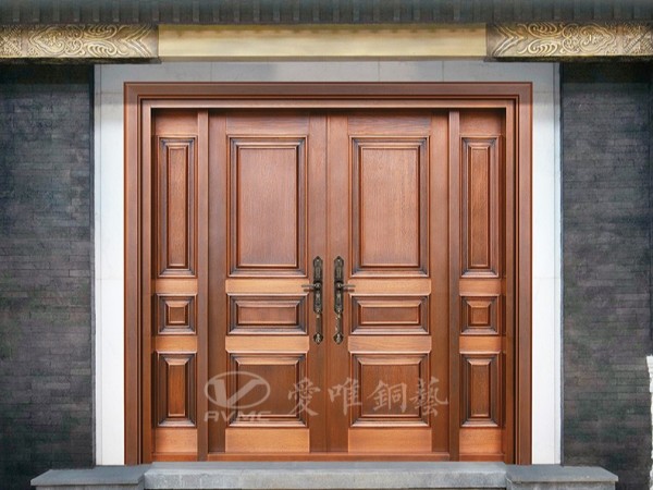 別墅銅門(mén)廠家愛(ài)唯銅藝——簡(jiǎn)簡(jiǎn)單單的銅門(mén)款式