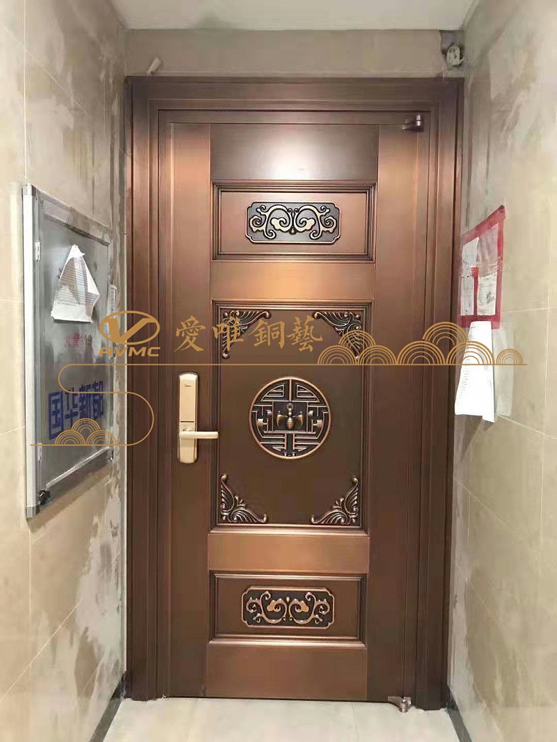 愛(ài)唯銅門(mén)