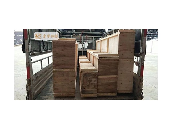 銅門制作廠家需要注重創(chuàng)新、產(chǎn)品、服務(wù)！